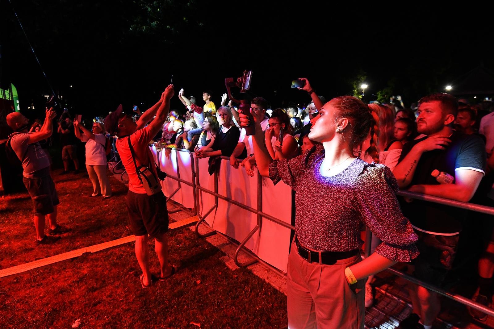 Image 5435988 (auto)