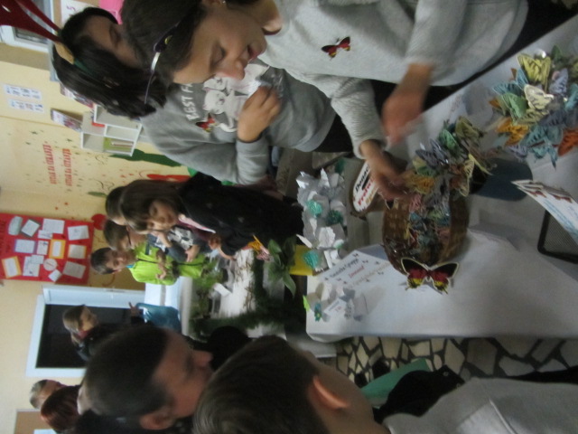 Božićni sajam u V. osnovnoj školi