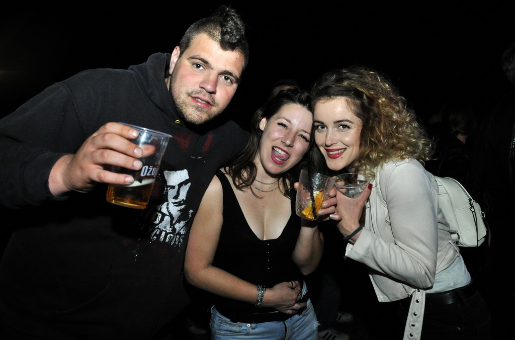 Psihomodo pop na motorijadi u Biškupcu