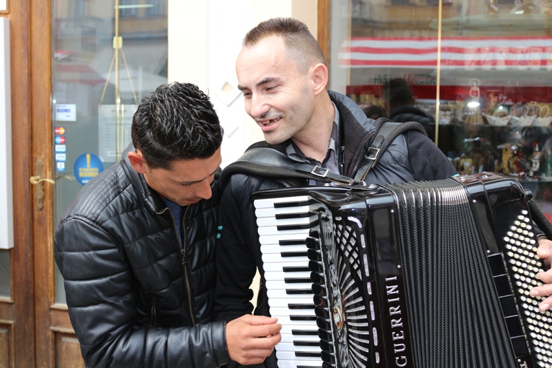 Image 3612395 (auto) Image 3612395 (auto)