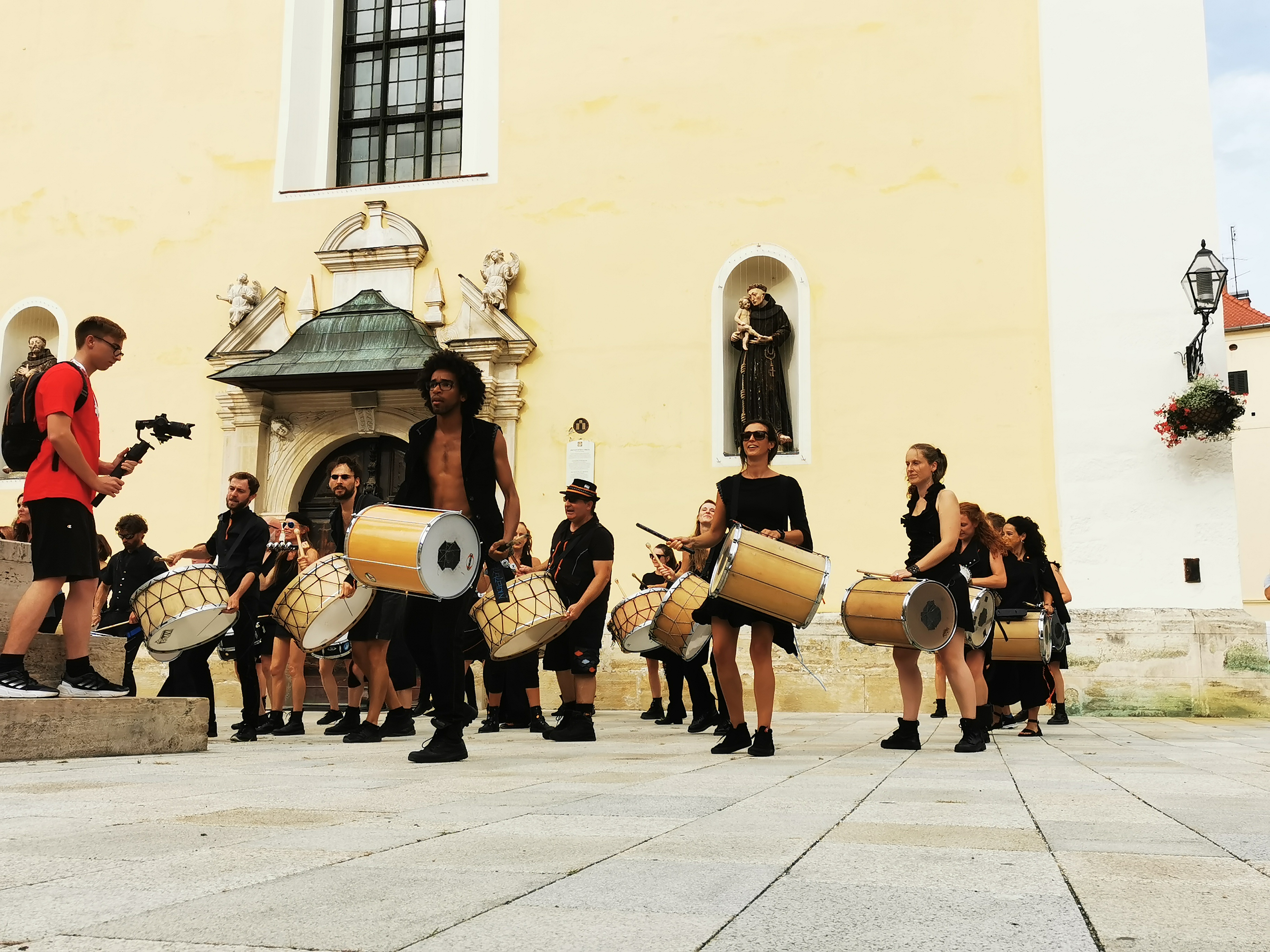 Drom, Drum Attack, Mirror Crew