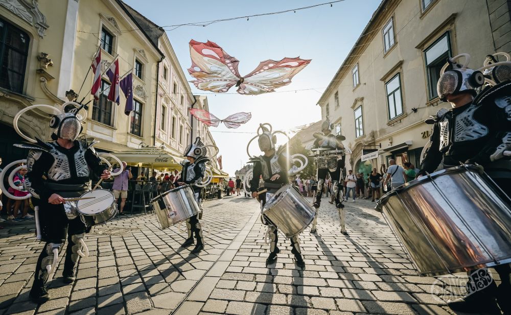 Image 5814135 (auto)