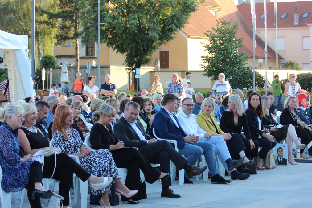 Image 5416540 (auto)