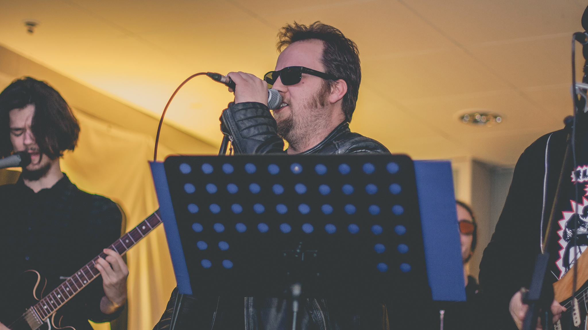 The Fakin’ Lajsne, Sloboda