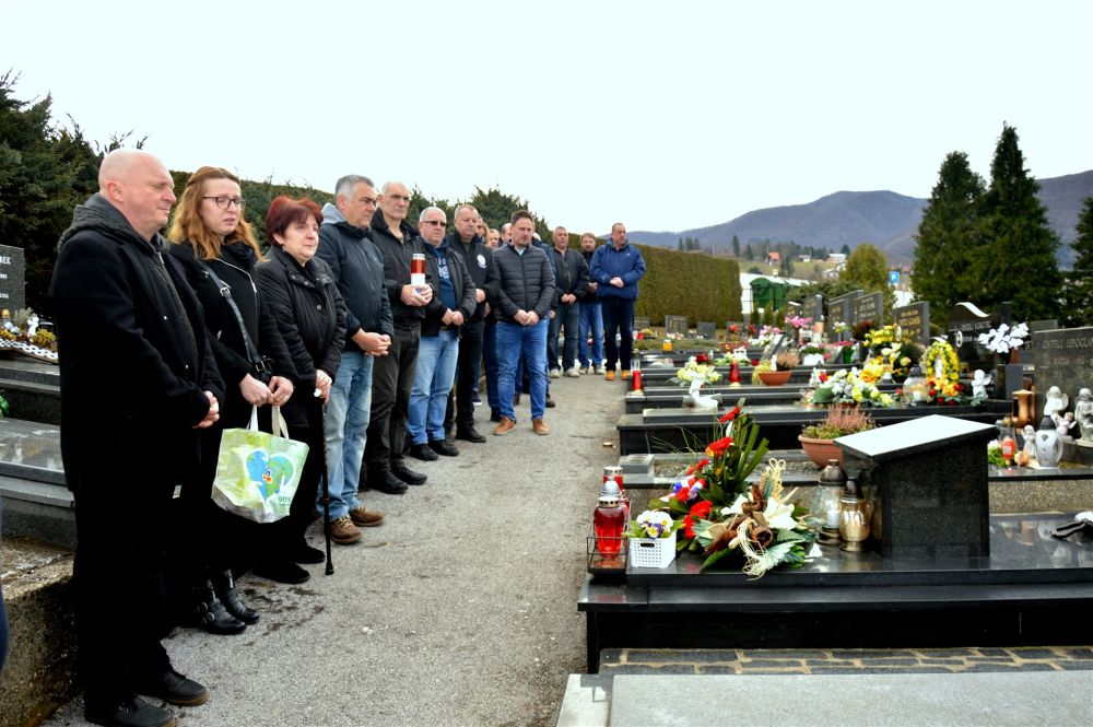 Image 4112573 (auto)