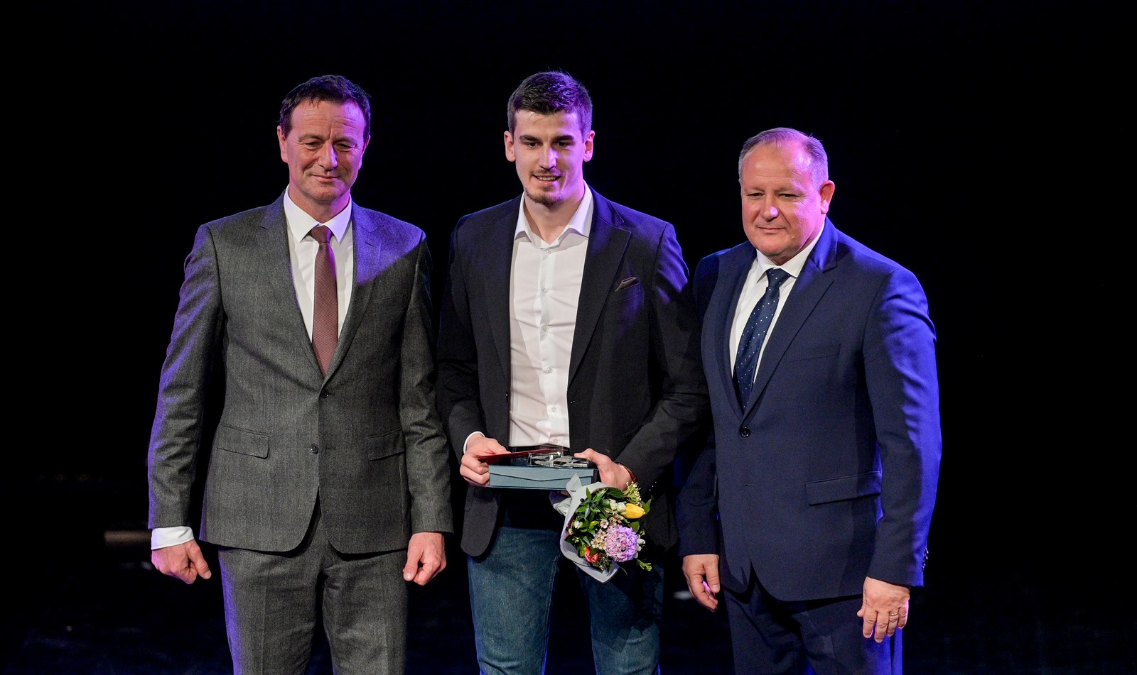 Image 5983677 (auto)