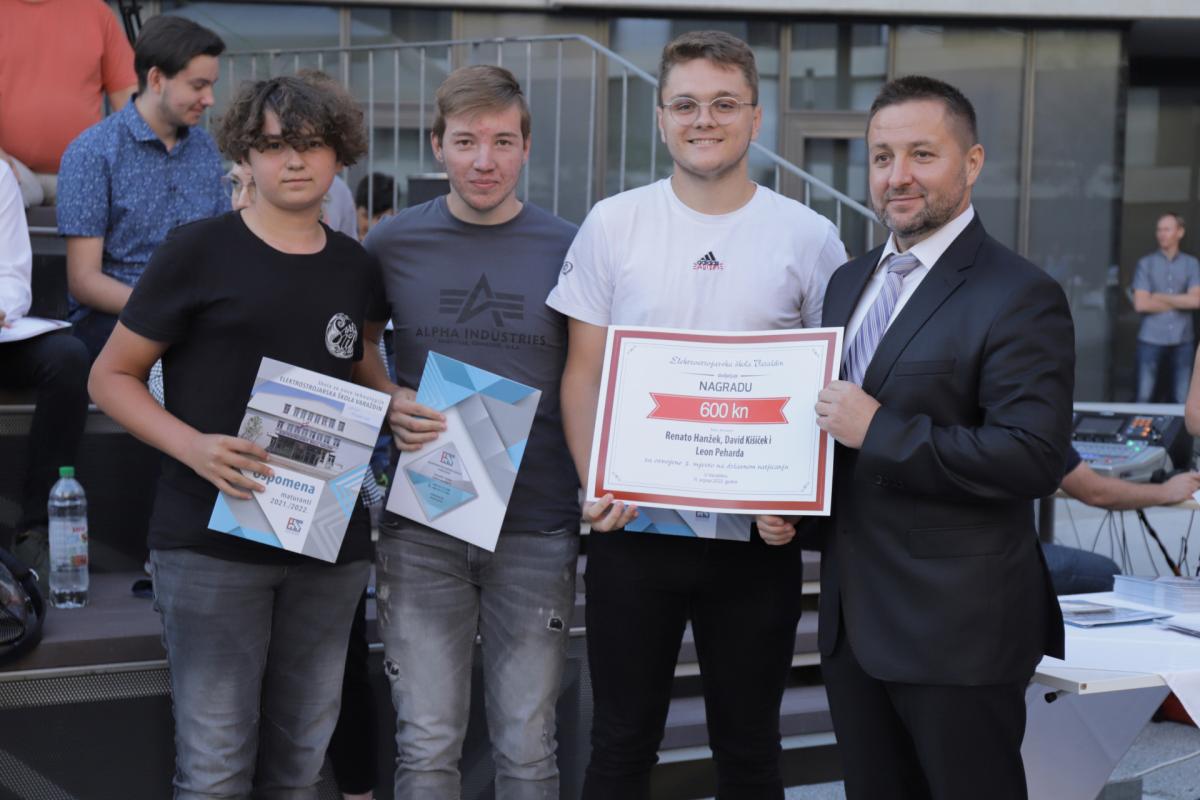 Image 5418894 (auto) Image 5418894 (auto)