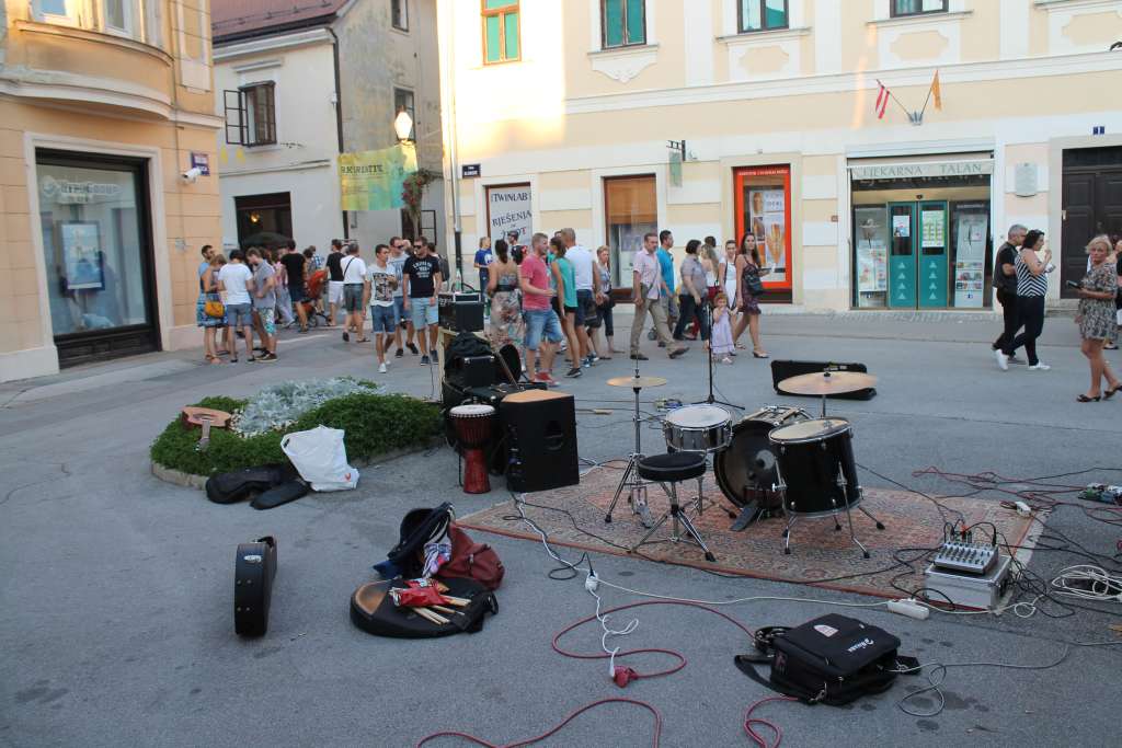 zadnjispanc004660524