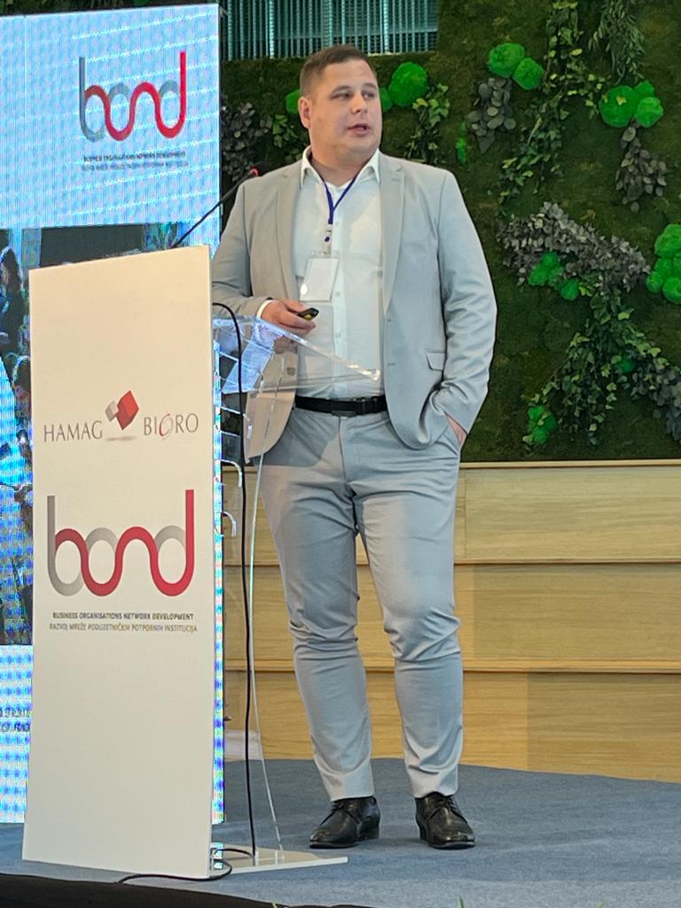 Image 5874485 (auto)