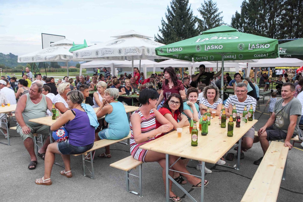 Seoske igre starih sportova u Salinovcu