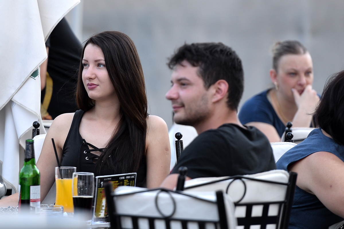 Image 2703309 (auto)