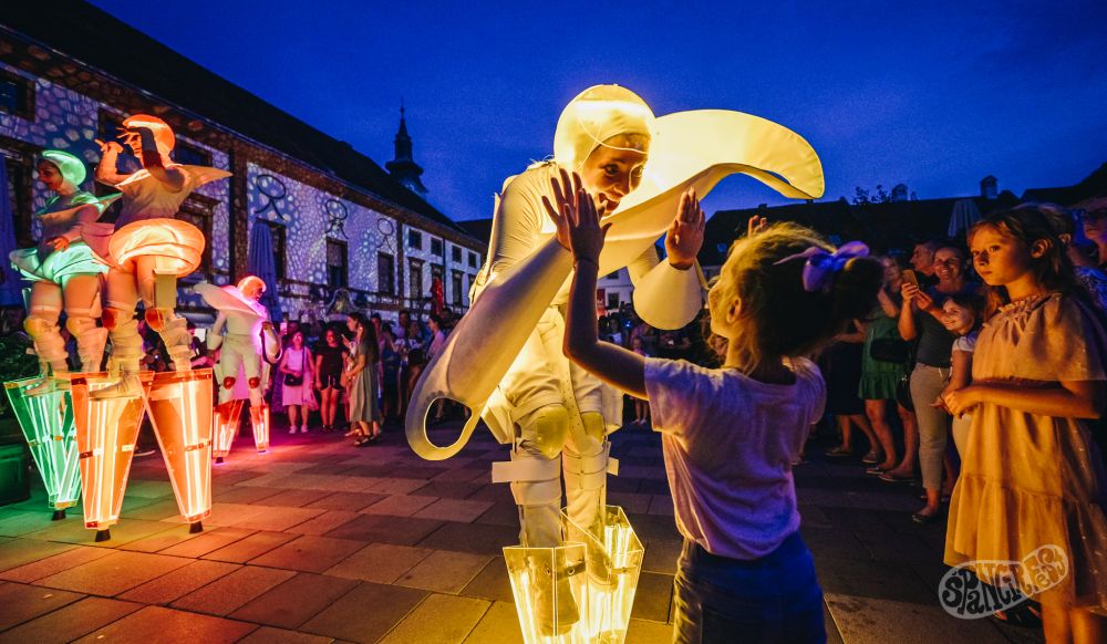 Image 5816981 (auto)