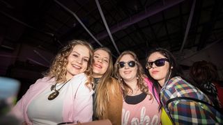 TRASH PARTY U PRELOGU Minea, Ivana Banfić i Ella napravile ludnicu na partyju!