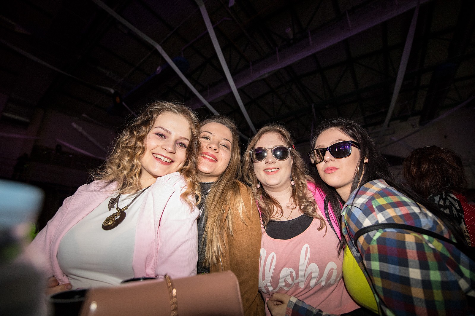 TRASH PARTY U PRELOGU Minea, Ivana Banfić i Ella napravile ludnicu na partyju!