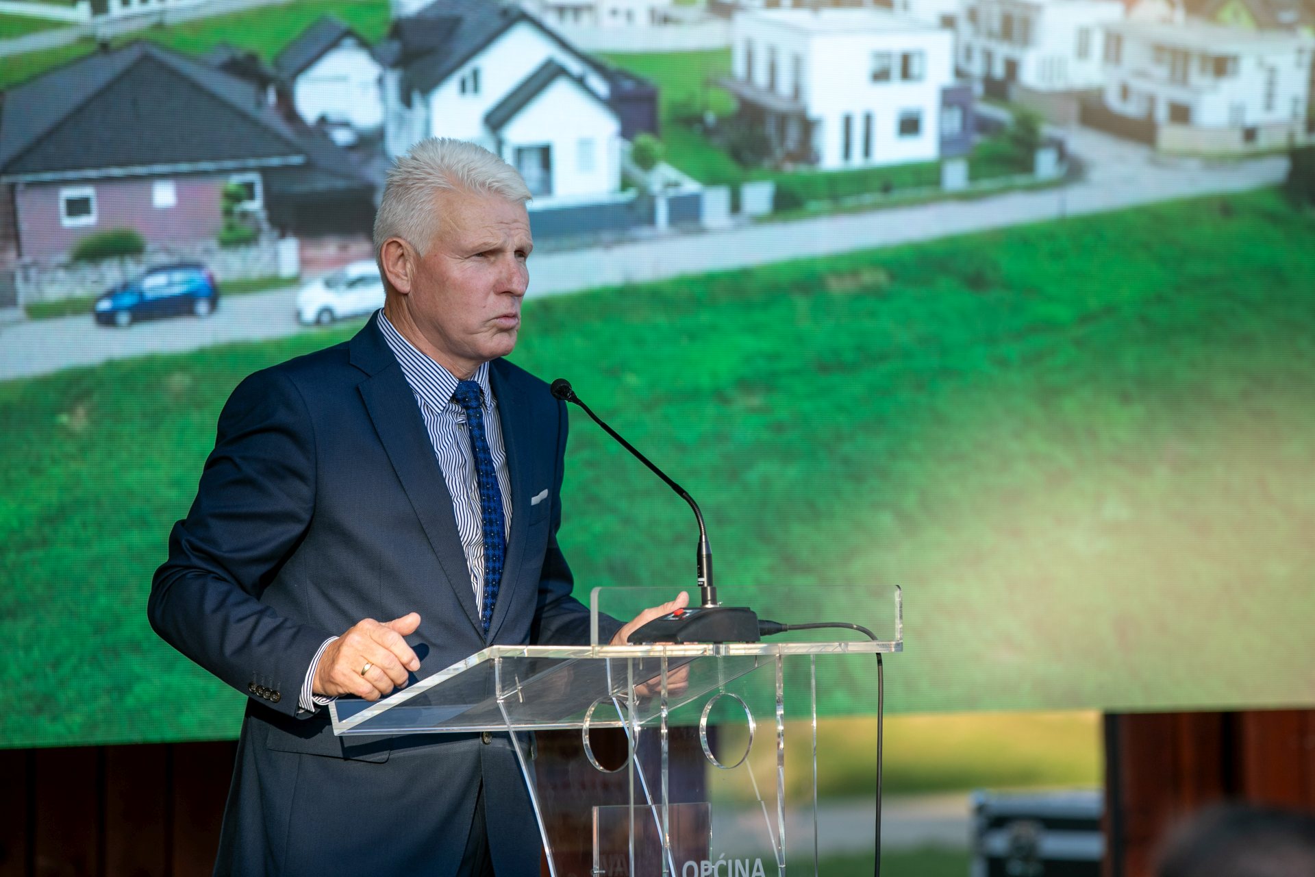 Image 5852179 (auto)