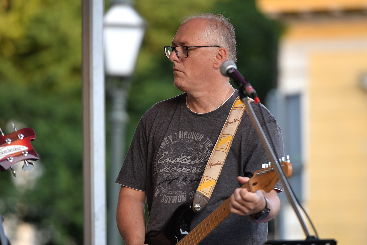 Image 2703311 (auto)