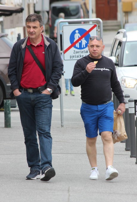 Image 5710437 (auto)