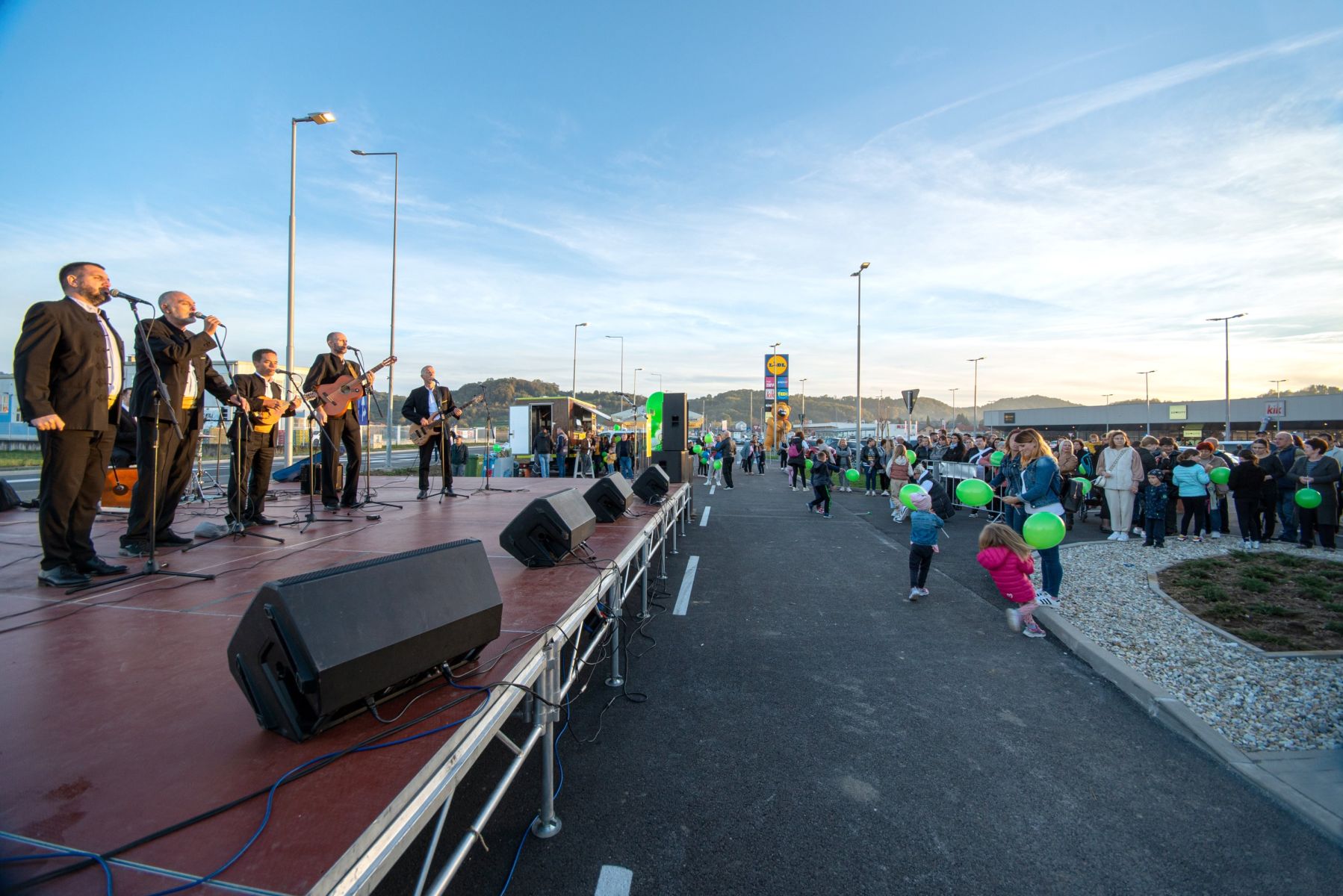 Image 5873355 (auto)