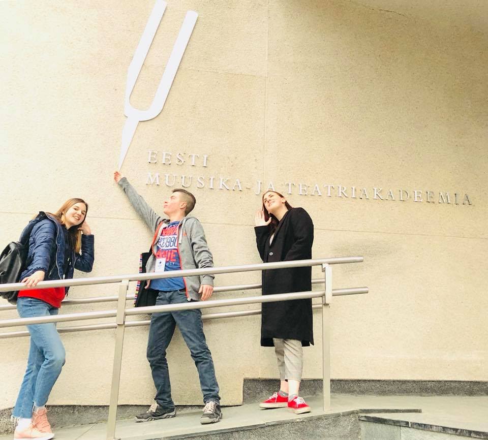 3112070616399705694050482332362