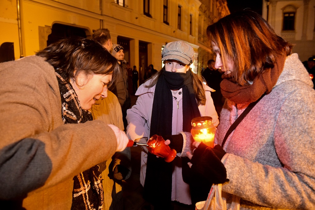 prosvjed antivakseri