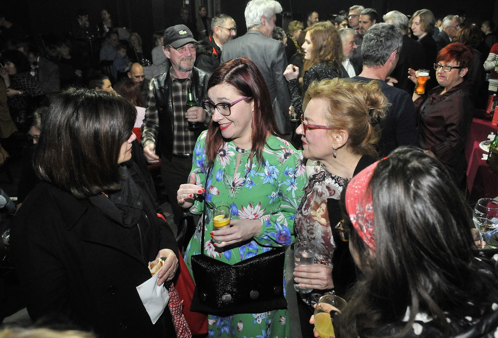 Praizvedba predstave Trojica u Trnju