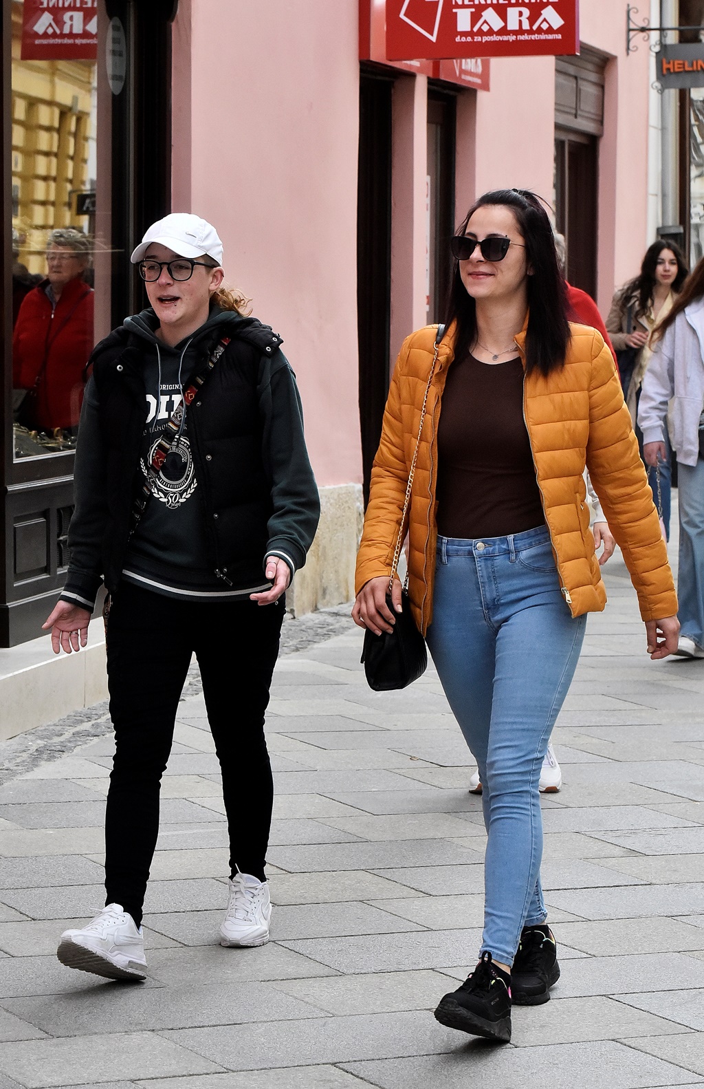 Image 5999635 (auto)