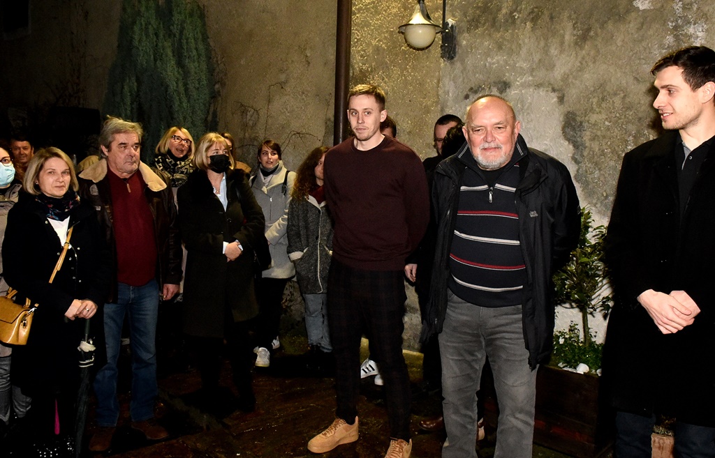 Image 5235526 (auto)