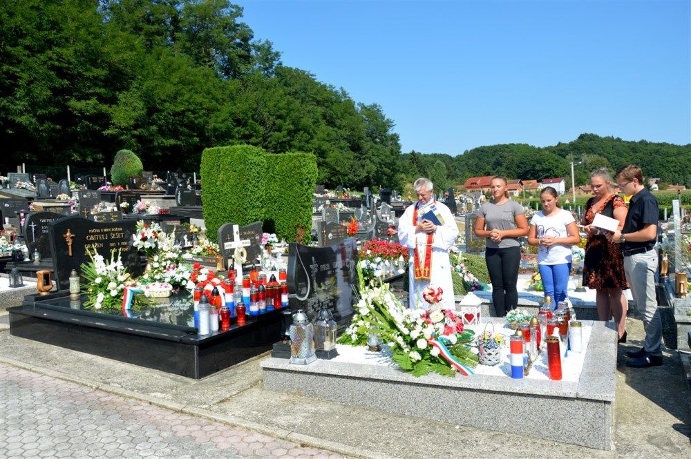 Image 3785869 (auto)