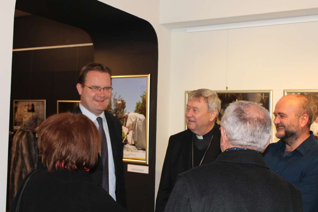 izlozbapapa004940753