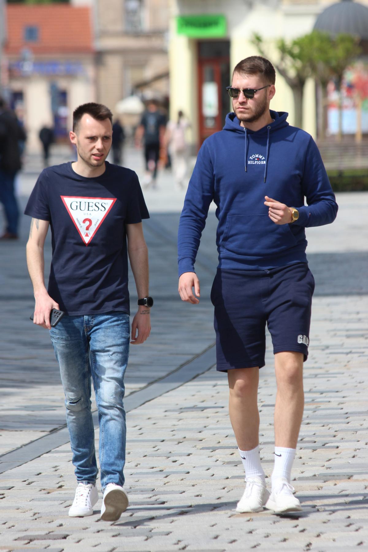 Image 5684073 (auto)