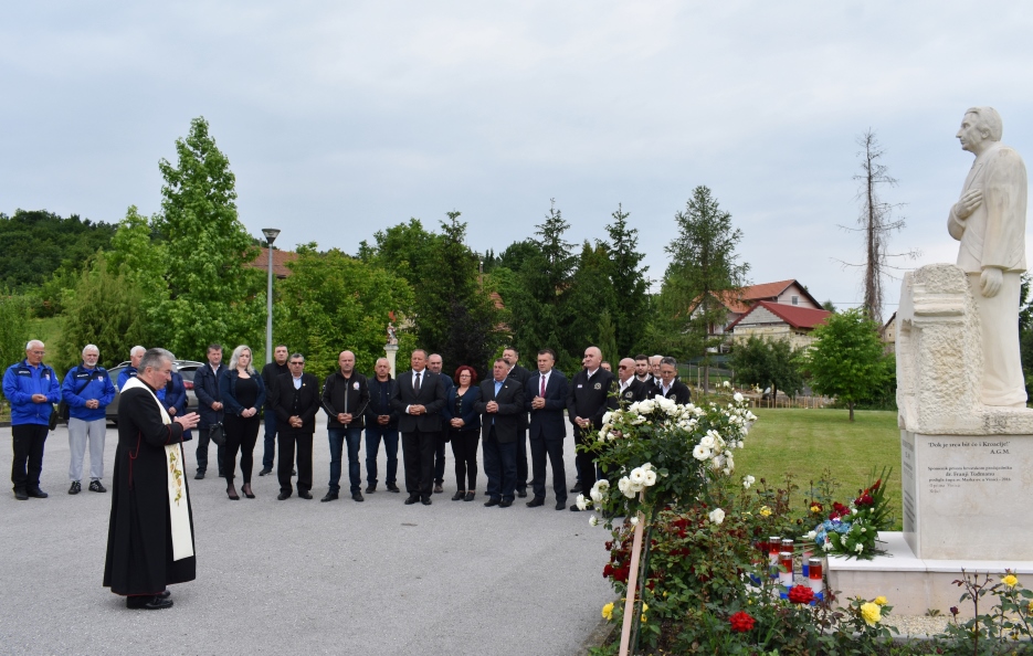 Image 4499592 (auto)