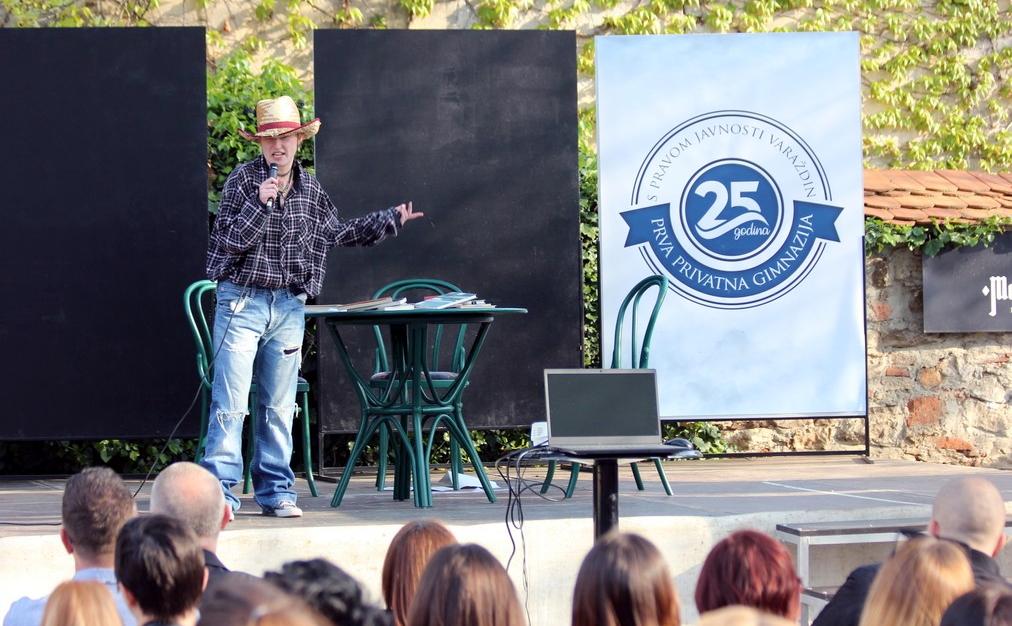 prva privatna gimnazija s pravom javnosti 2