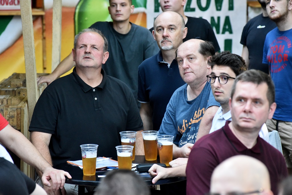 Biergarten 15.6.2022. Open air pub quiz by Darac