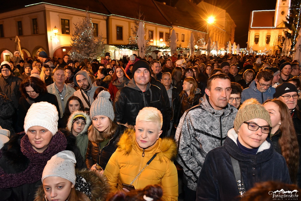 Crvena jabuka, Advent u Varaždinu 30.11.2019.