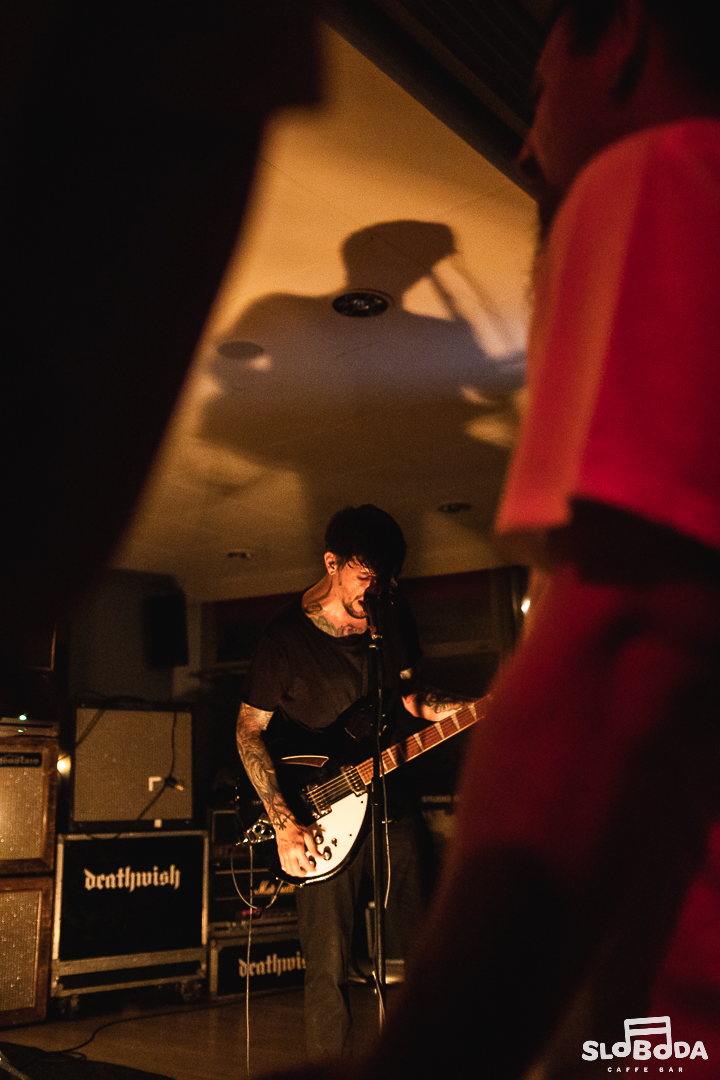 Scena je mrtva Scena je mrtva