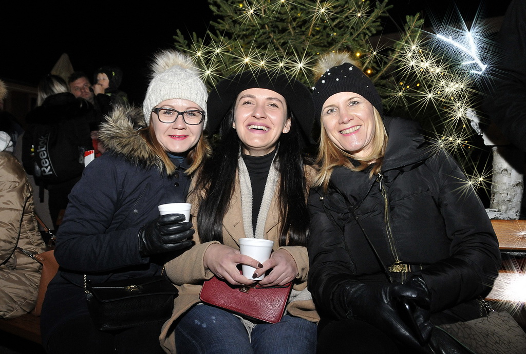Irma Dragičević na Stančićevom trgu, Advent u Varaždinu 2018. Irma Dragičević na Stančićevom trgu, Advent u Varaždinu 2018.