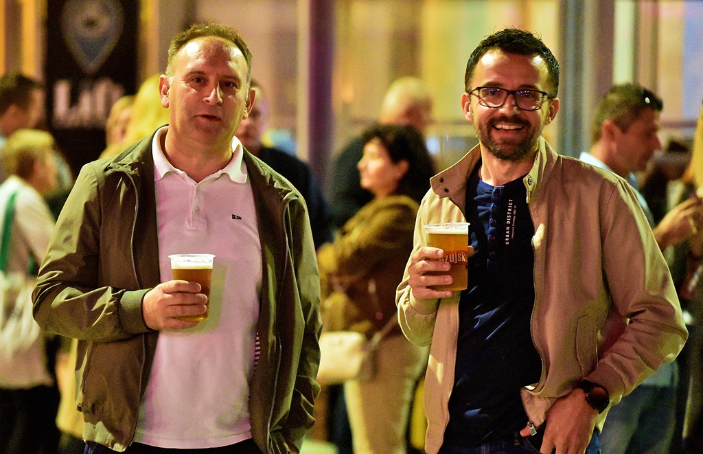 Image 5861449 (auto)