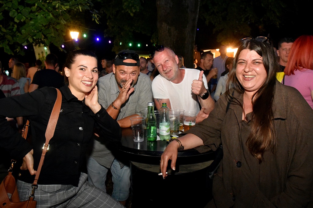 Biergarten subota 11.6.2022.