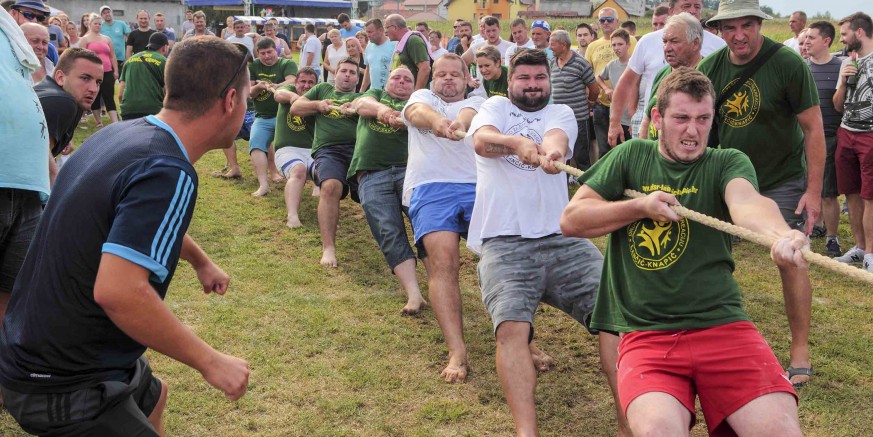 Seoske igre starih sportova u Salinovcu