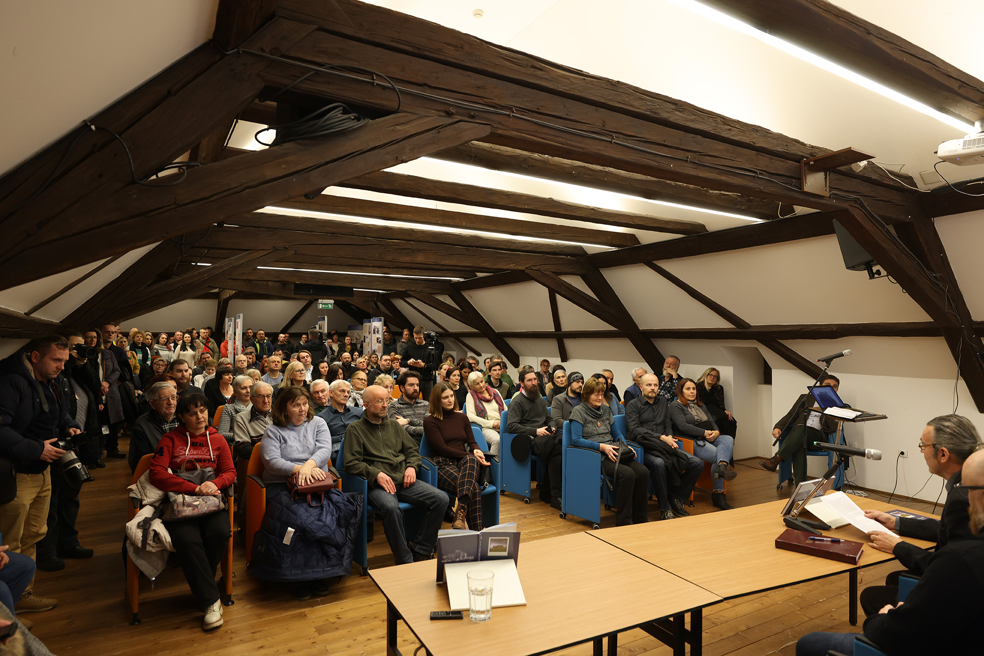 Image 5602501 (auto)