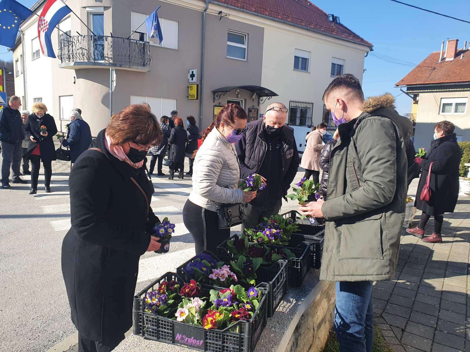 Reformisti, Dan žena