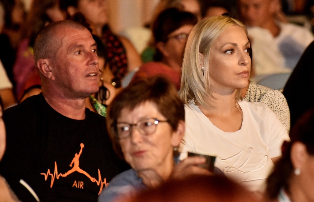 Image 5458444 (auto)