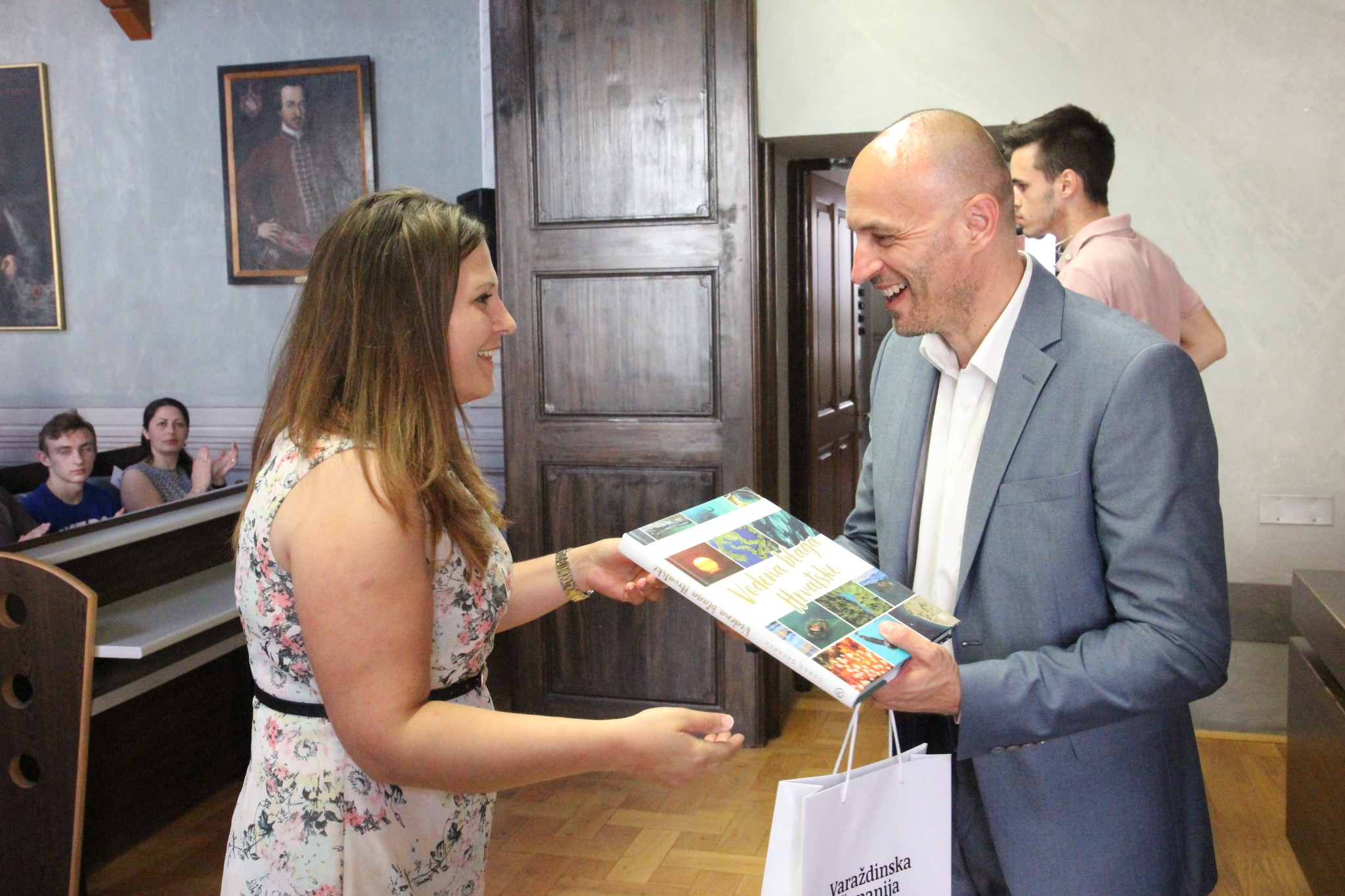 Image 3683893 (auto)