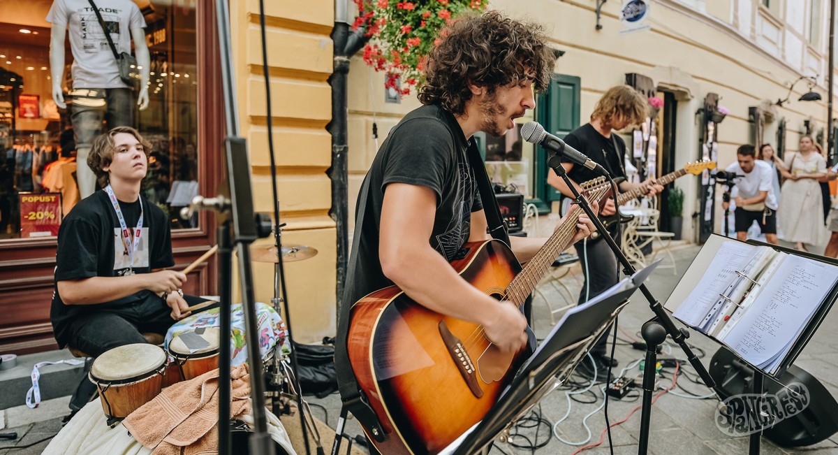 Image 5809971 (auto)