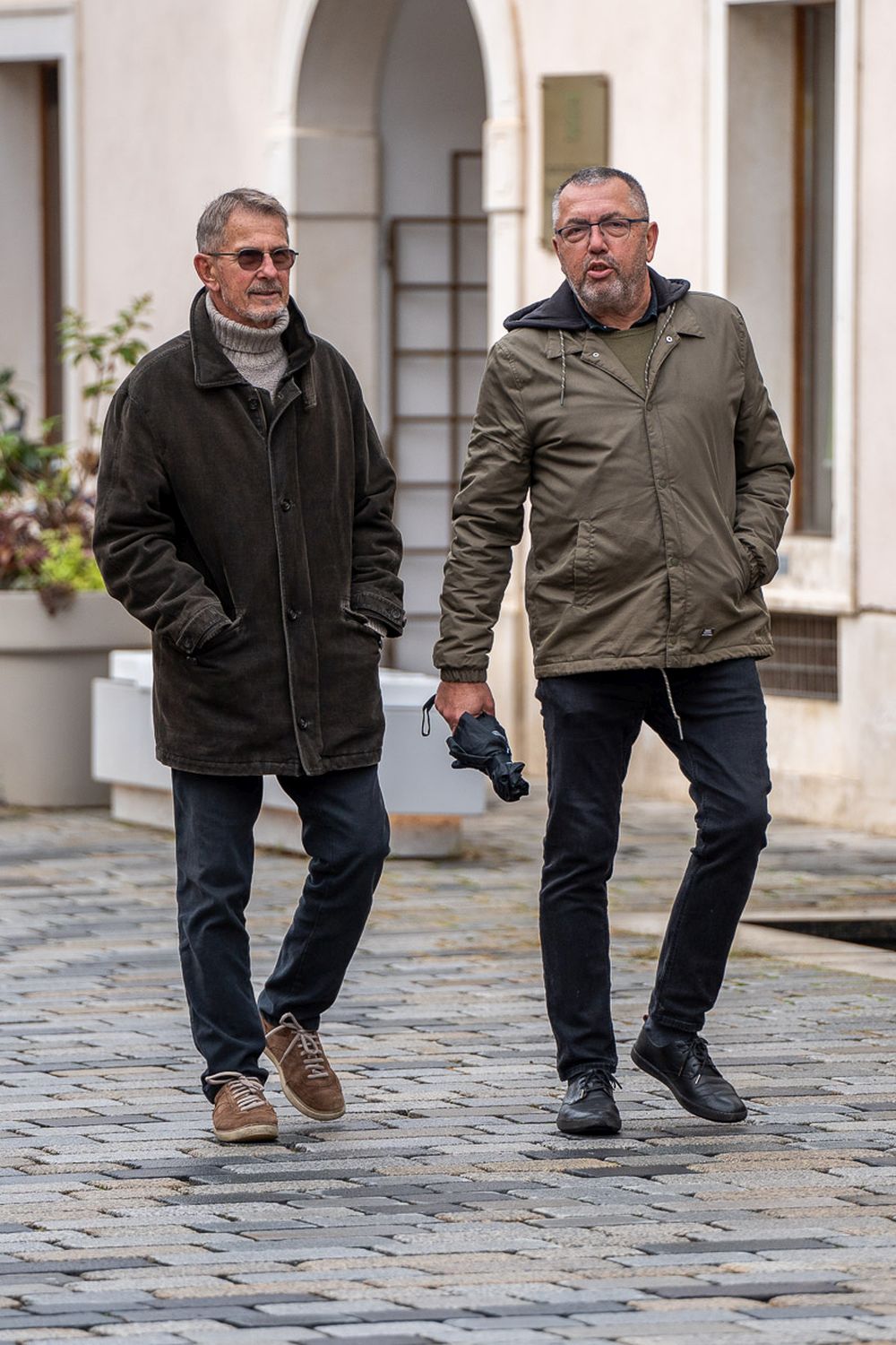 Image 5896289 (auto)