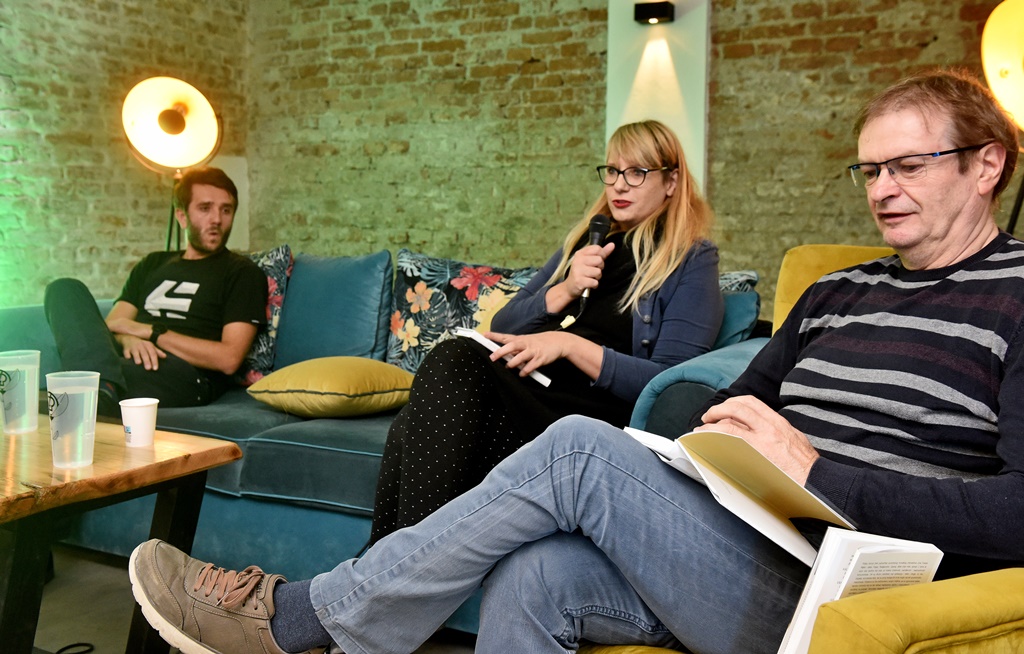 Image 5102876 (auto)