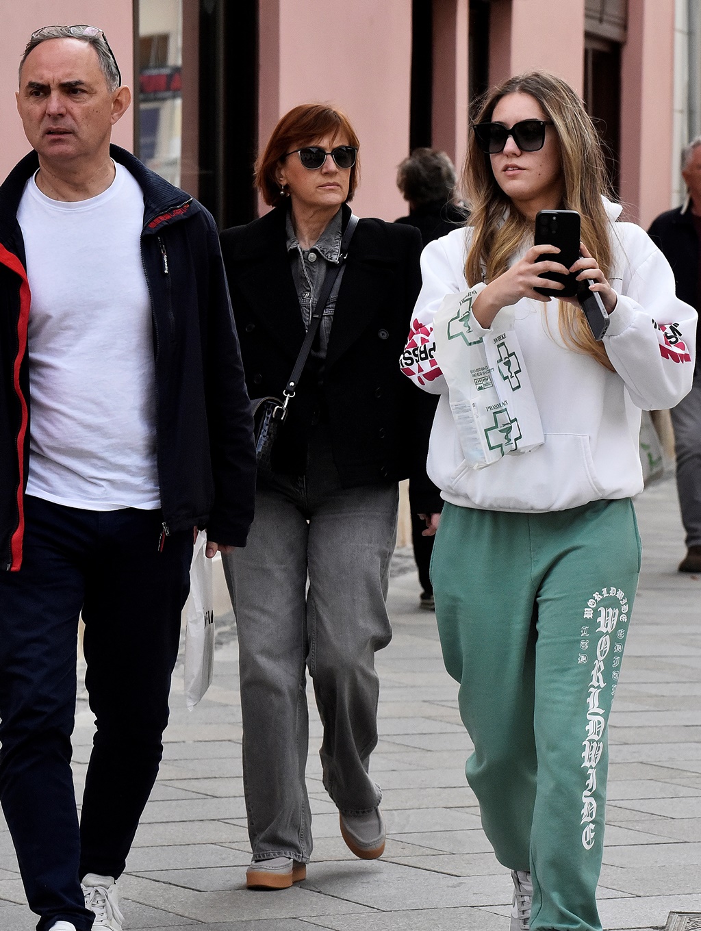 Image 5999643 (auto)