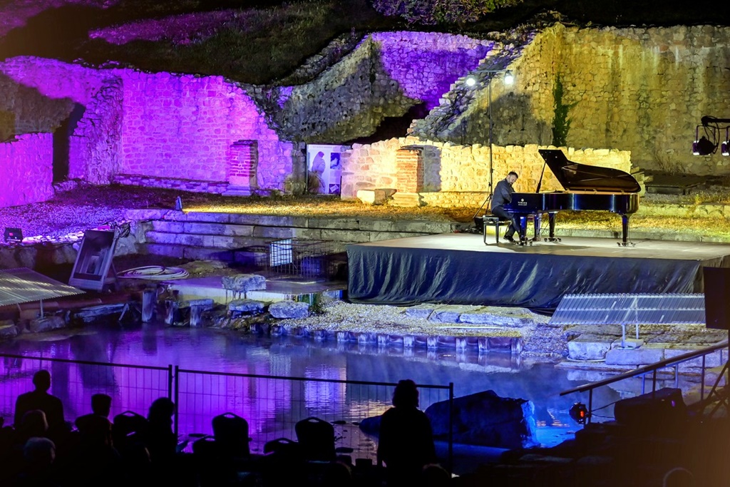 Noctes Aquae Iasae, Gianfranco Pappalardo Fiumara