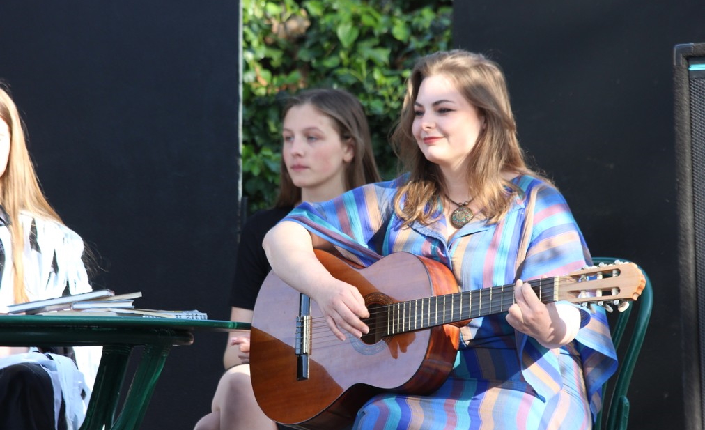 prva privatna gimnazija s pravom javnosti 2