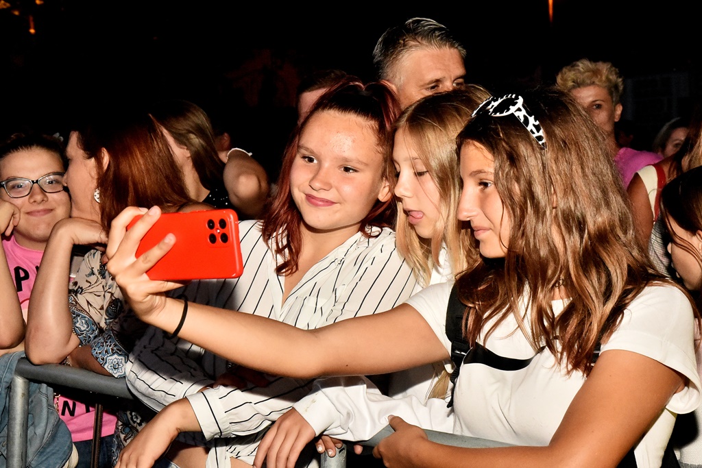 Image 5452508 (auto)